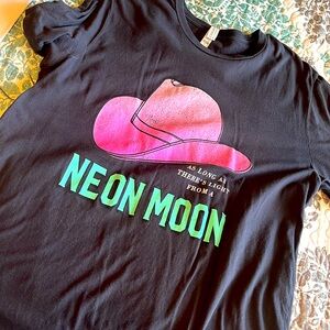 Neon moon shirt grey